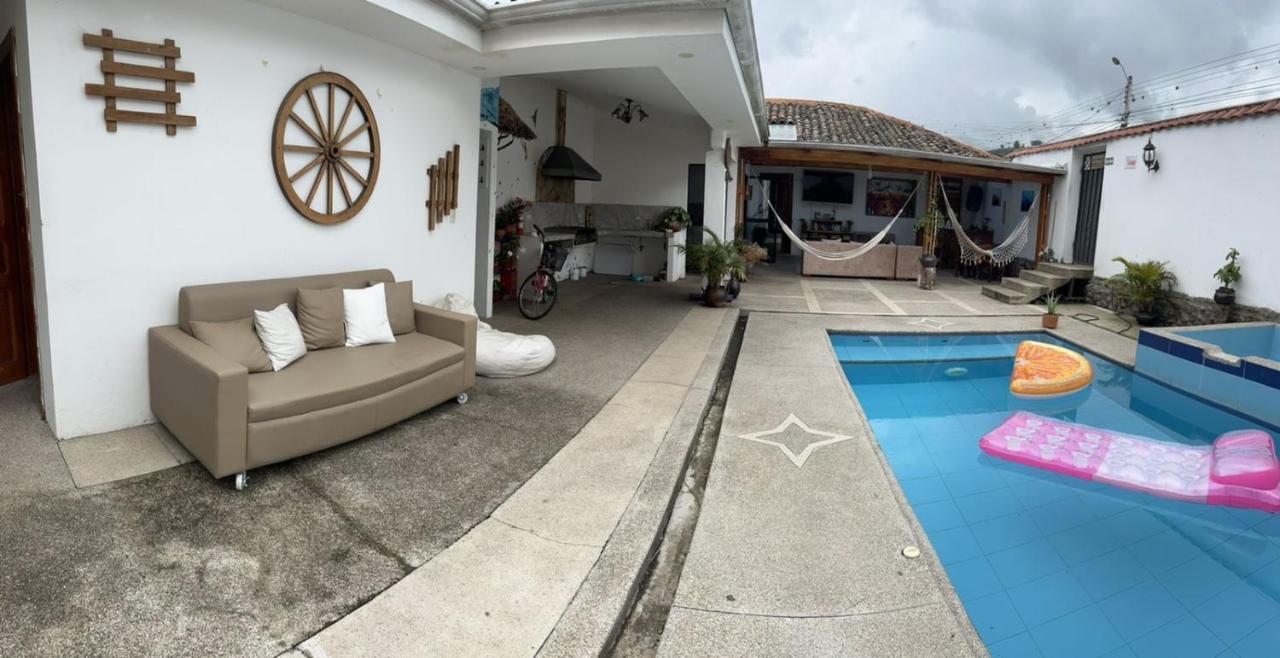 Hostel Las Palmas Vilcabamba Luaran gambar
