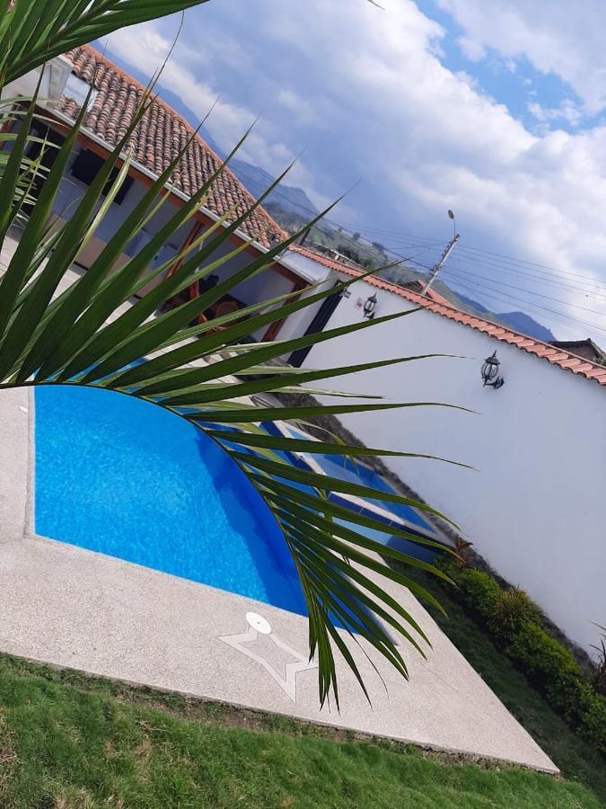 Hostel Las Palmas Vilcabamba Luaran gambar